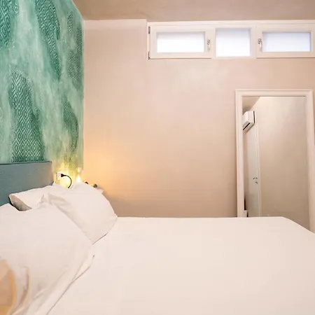 Garda Luxury House