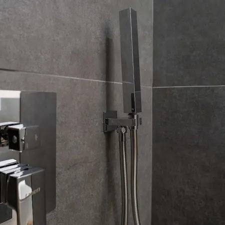 Garda Luxury House Apartamento Muscoline